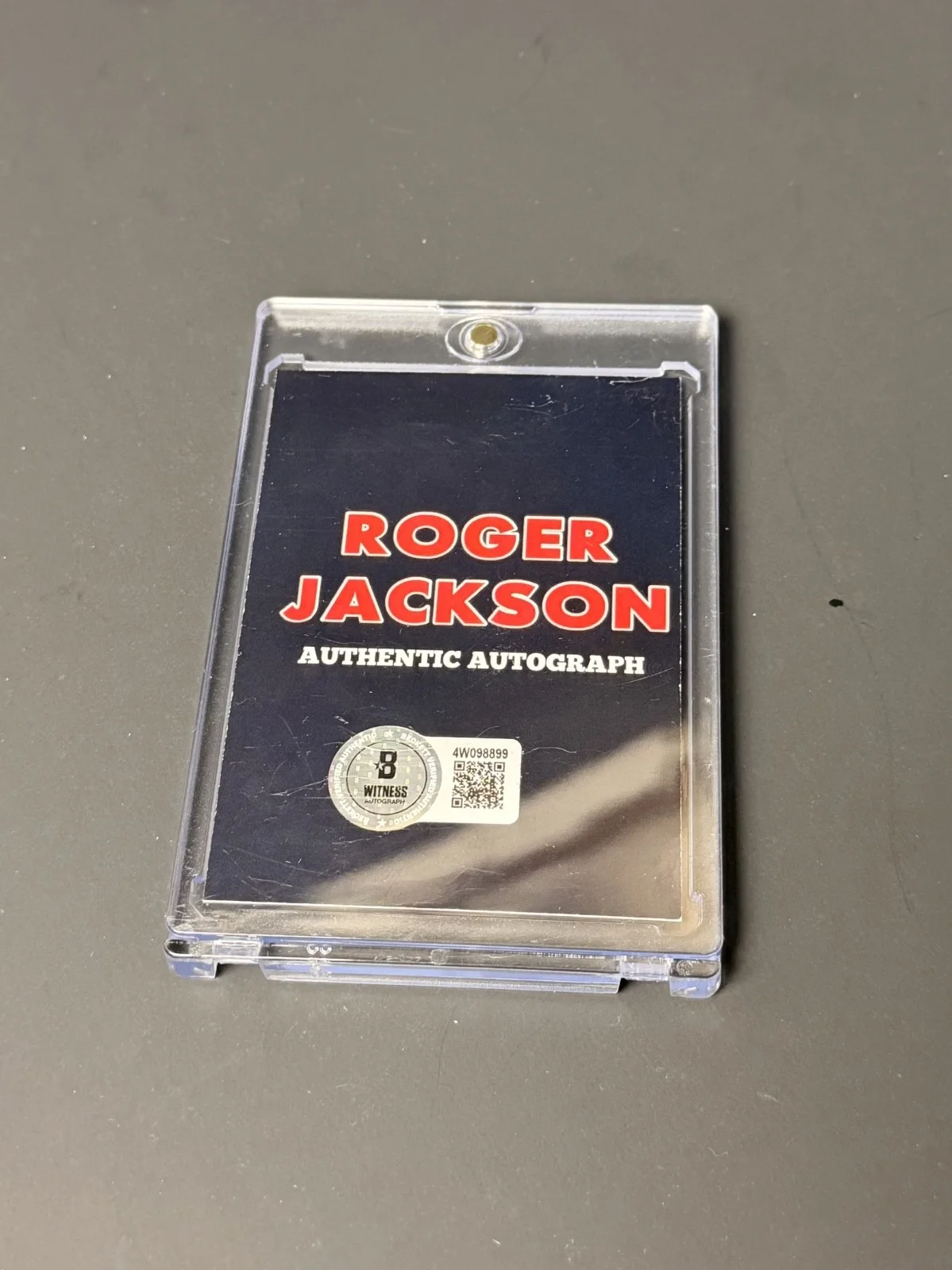 Roger l Jackson — Roger L Jackson “scream-ghostface” signed trading card Beckett-COA w/ case, image 2