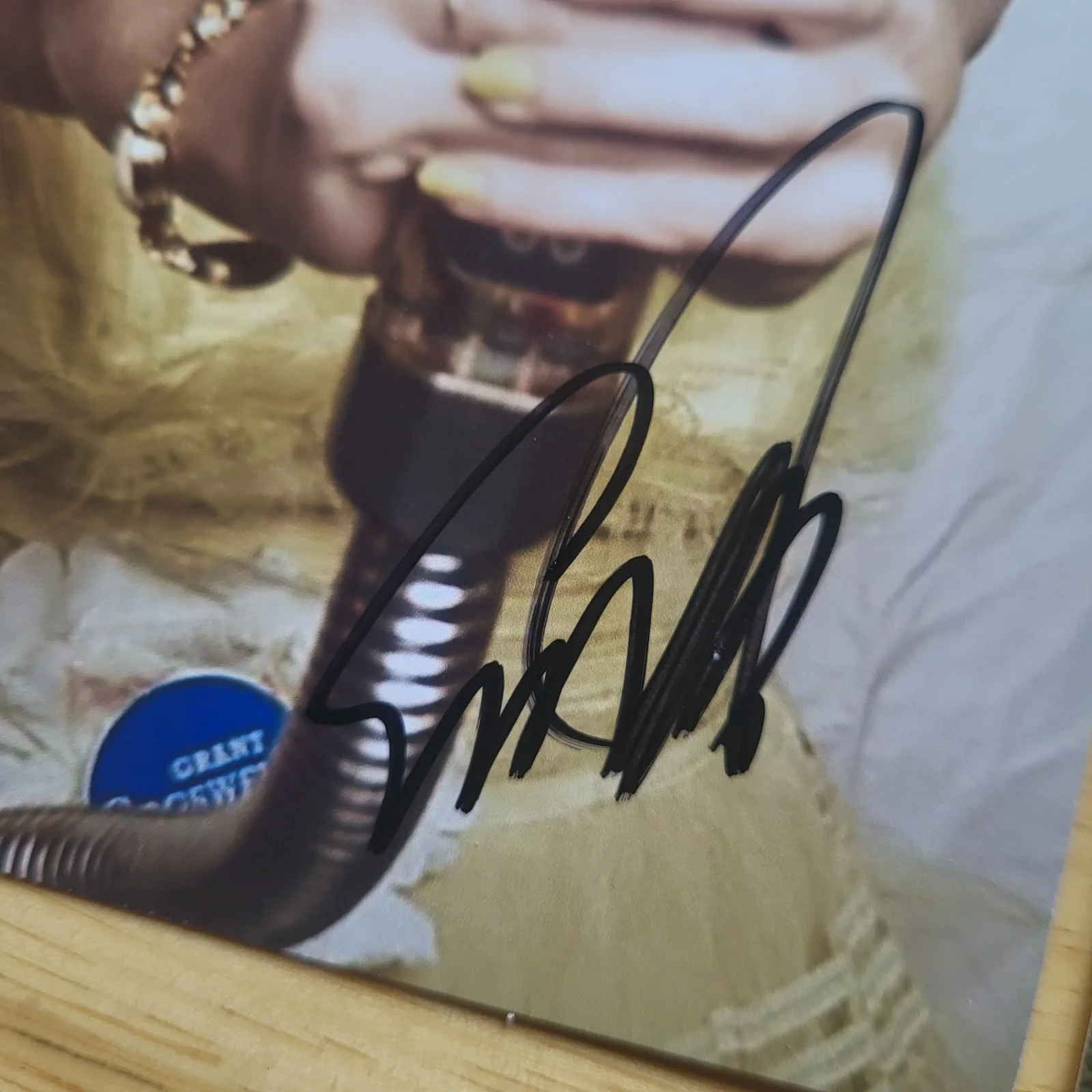 Emily Bergl — Emily Bergl Desperate Housewives Hand Signed 4x6 Autograph Photos, изображение 3