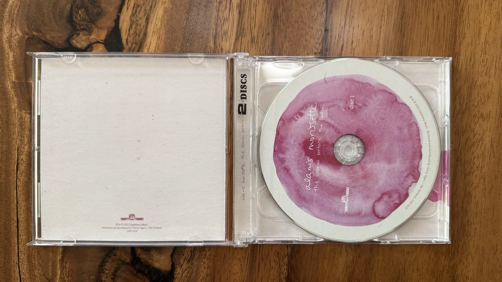 Alanis Morissette The Storm Before The Calm Autographed 2-Disc CD & Booklet, image 2