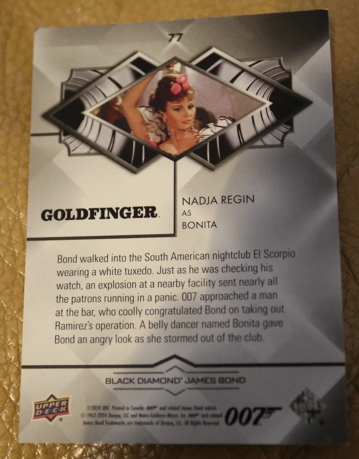 JAMES BOND NUMBER 39 of 199 NADJA REGIN AS BONITA BLACK DIAMOND TRADING CARD, изображение 2