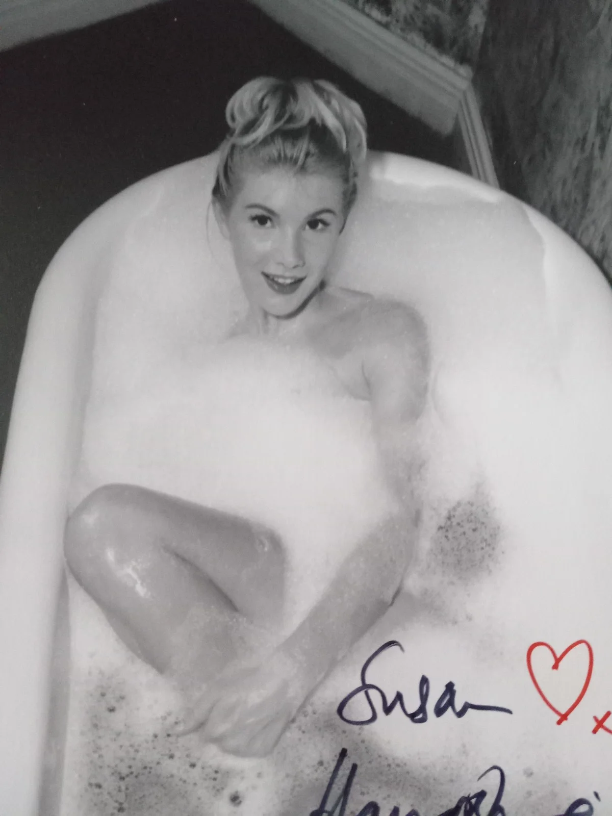 Susan Hampshire 8x10 Autographed photo (COA), изображение 2