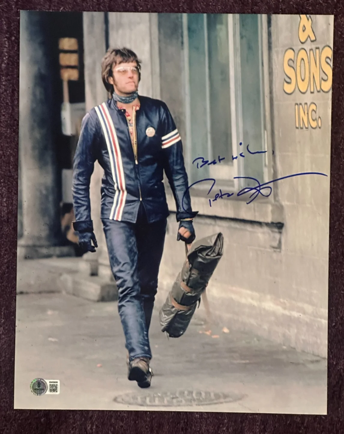 PETER FONDA — PETER FONDA Signed 11x14 PHOTO Beckett (BAS) Authenticated