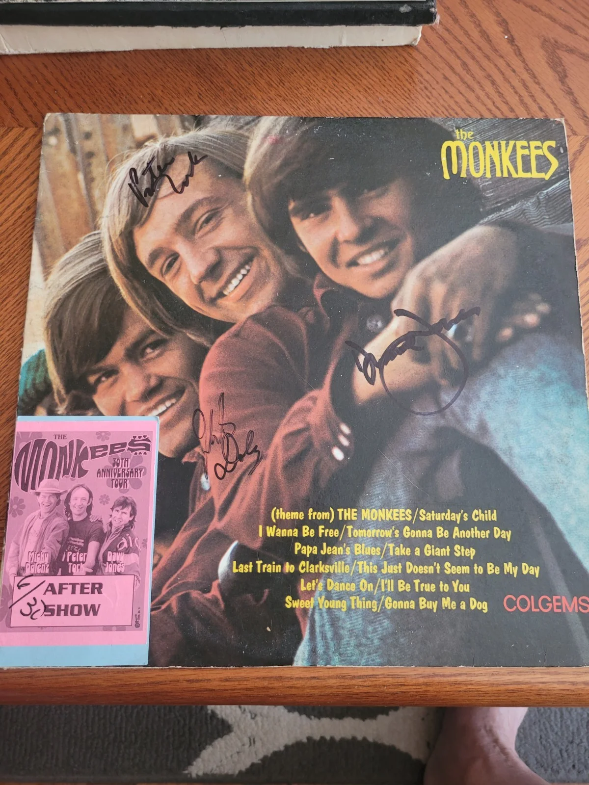Autographed Monkees Album From 6/30/1996 with Backstage Pass autographed too!, изображение 4