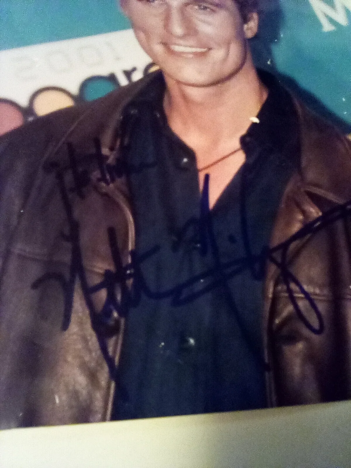 Matthew McConaughey — Matthew McConaughey SIGNED 8x10 2001 Billboard Music Awards See Description, image 2