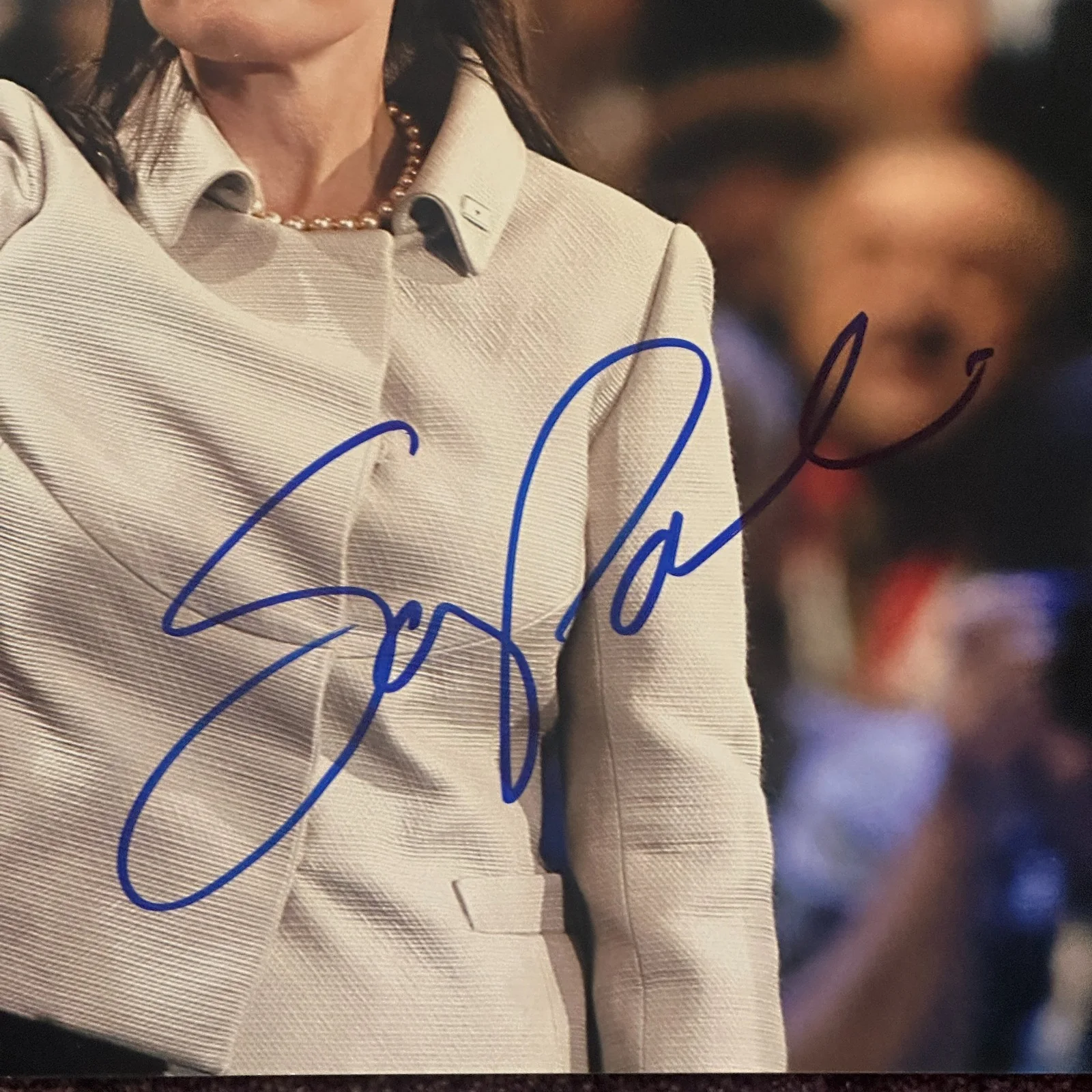 SARAH PALIN — SARAH PALIN Signed 11x14 PHOTO Beckett (BAS) Auth, image 2