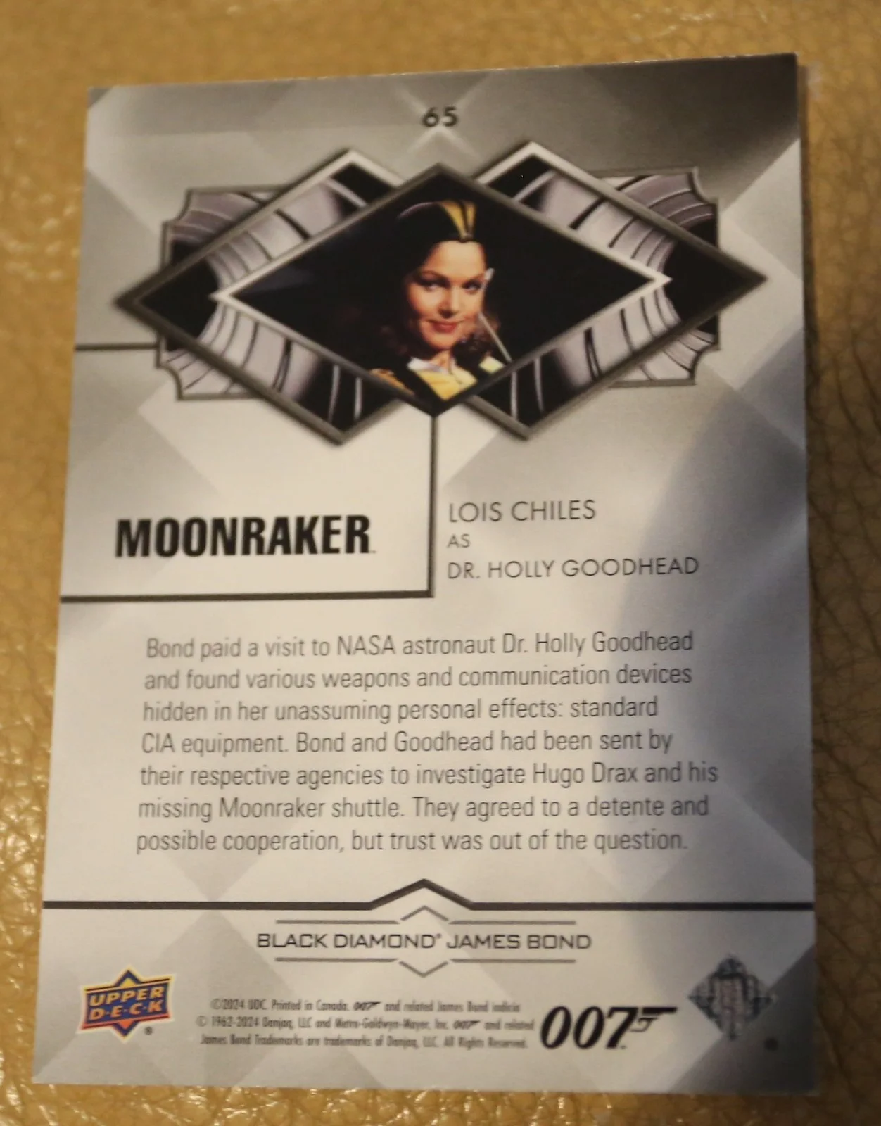 JAMES BOND NUMBER 105 of 199 LIOS CHILES GOODHEAD BLACK DIAMOND TRADING CARD, изображение 2