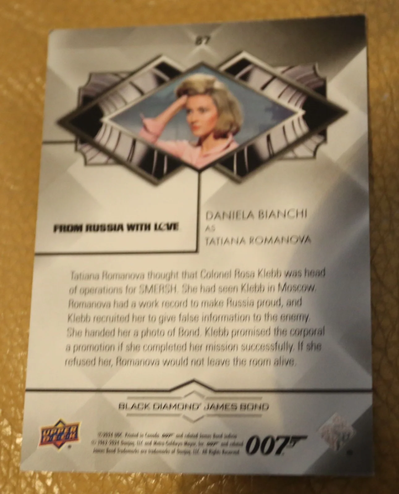 JAMES BOND NUMBER 56 of 199 DANIELA BIANCHI TATIANA BLACK DIAMOND TRADING CARD, изображение 2