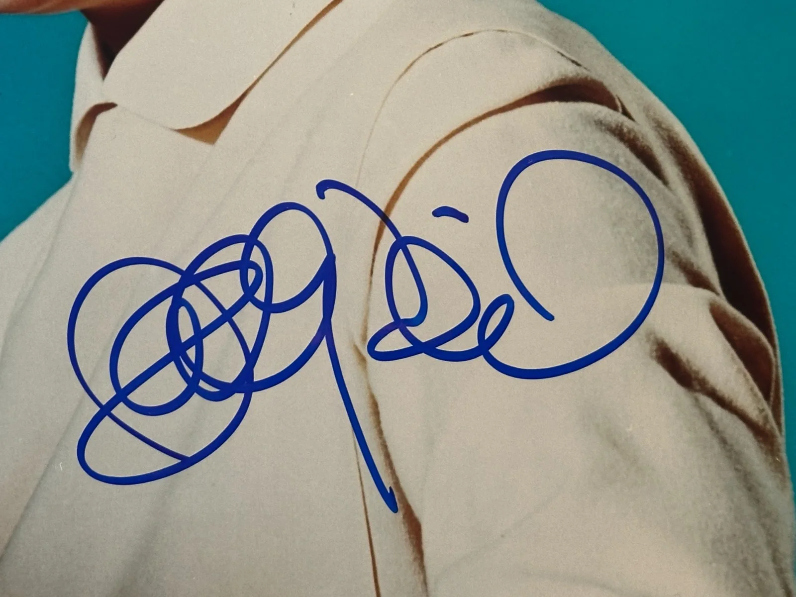 SALLY FIELD — SALLY FIELD Signed THE FLYING NUN 11x14 PHOTO Beckett (BAS) Auth, изображение 2
