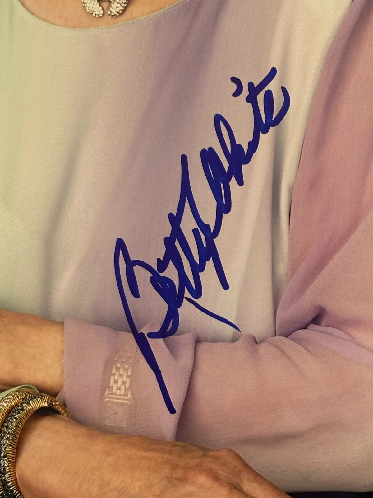 BETTY WHITE — BETTY WHITE Signed 11x14 PHOTO Beckett (BAS) Auth, image 2