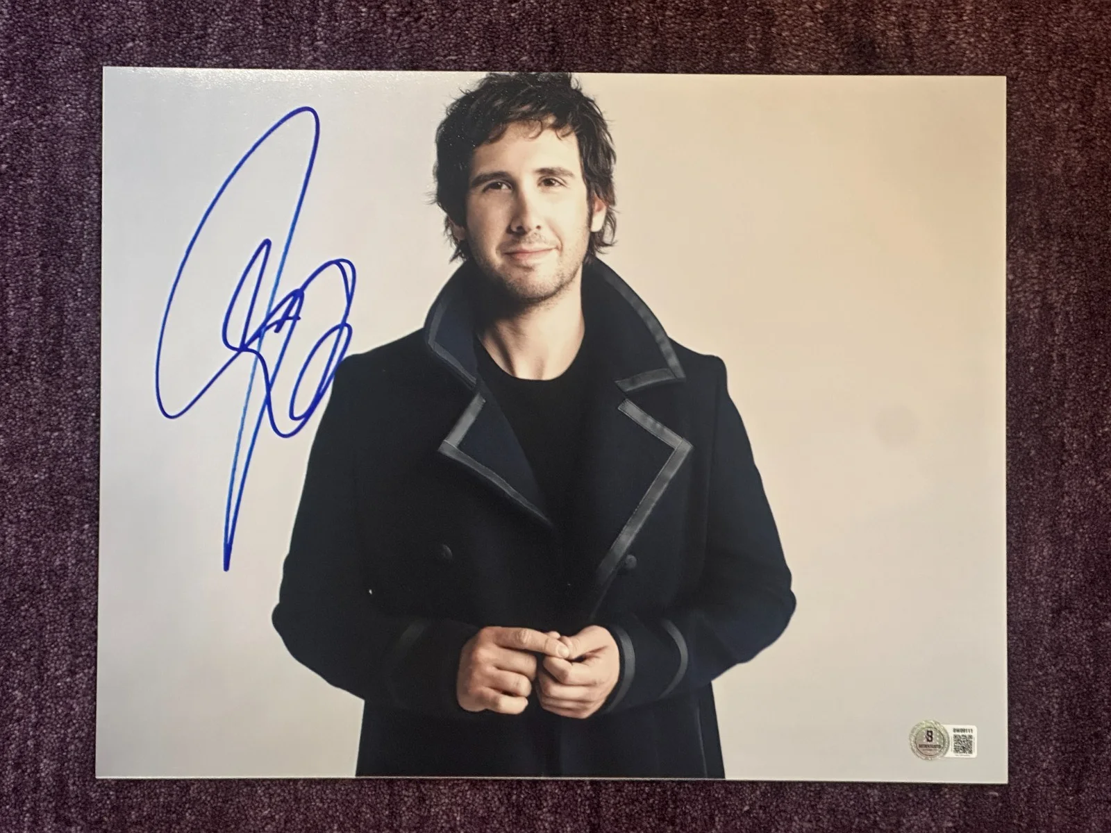 JOSH GROBAN — JOSH GROBAN Signed 11x14 PHOTO Beckett (BAS) Auth