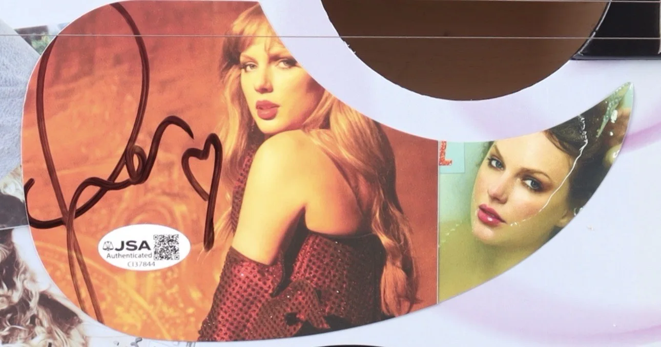 Taylor Swift Image Acoustic Guitar with Signed Custom Insert Pickguard! JSA COA, image 2