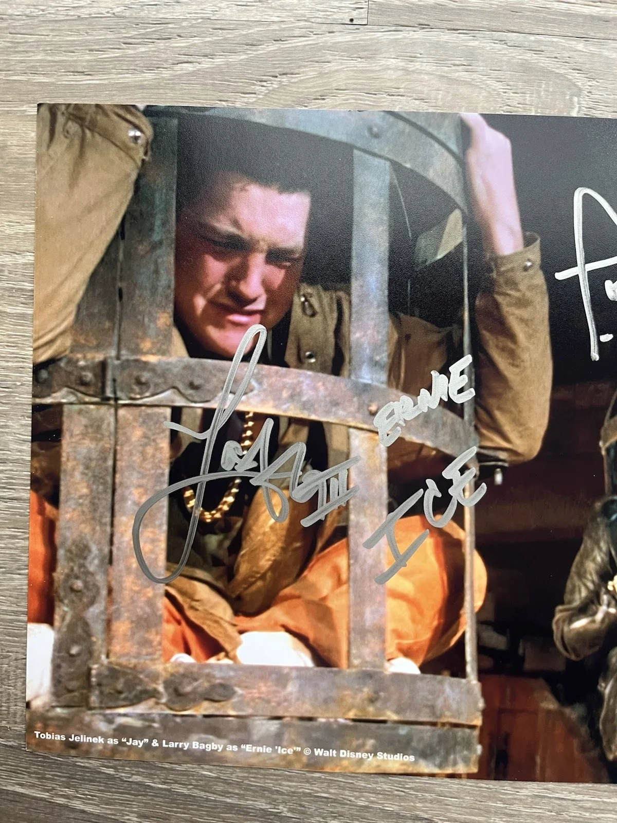 Tobias Jelinek — Tobias Jelinek Larry Bagby Signed Hocus Pocus 8x10 Photo Coolwaters COA Jay Ice, image 3