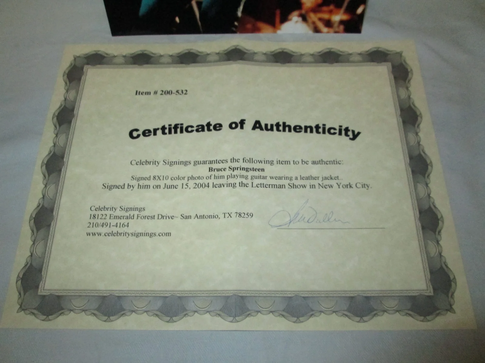 BRUCE SPRINGSTEEN 8"X10" PHOTOGRAPH SIGNED 2004 IN NEW YORK CITY WITH COA, image 3