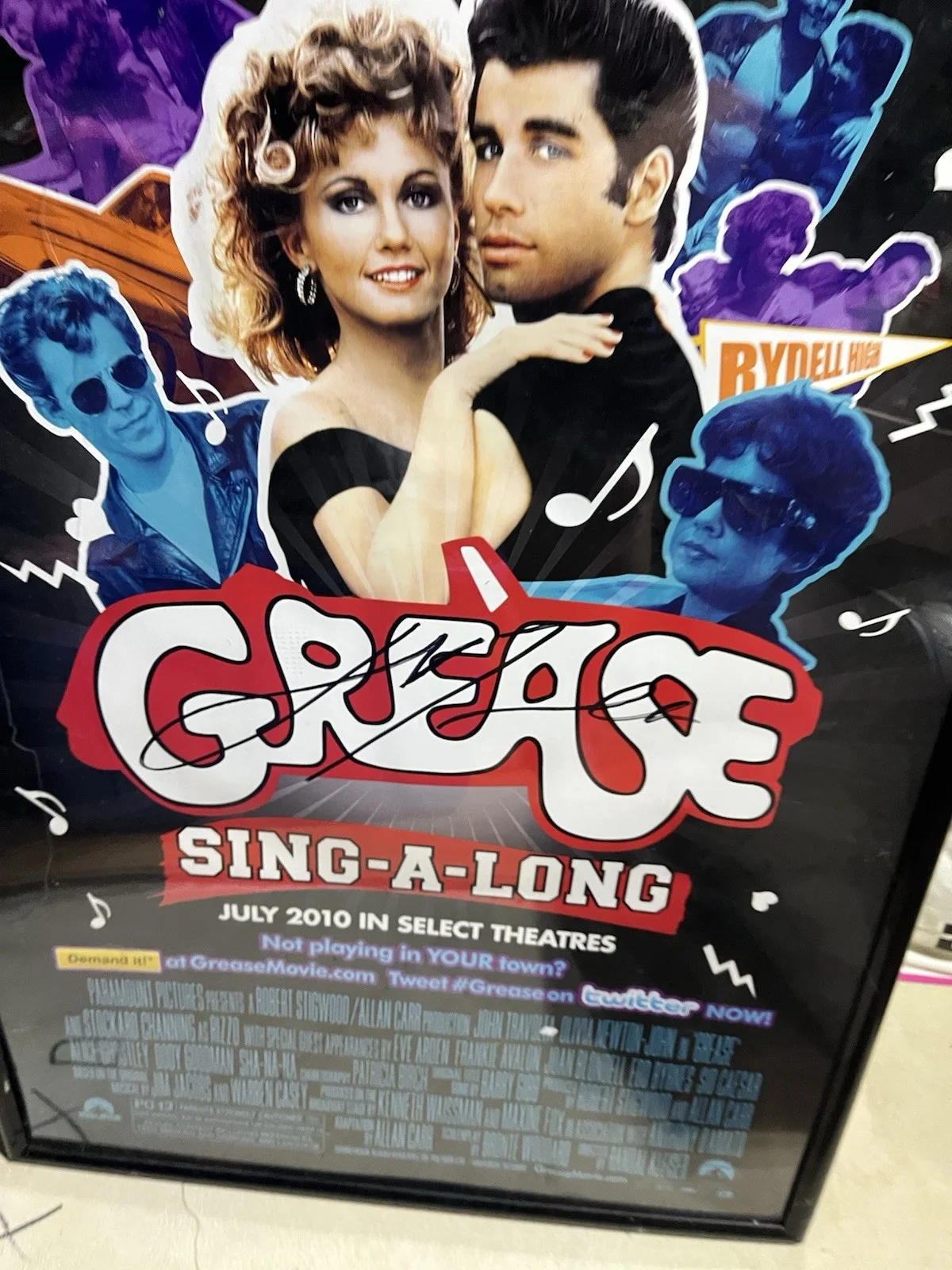 Autographed Grease Poster (signed by John Travolta) - 27x40” & Fan Club Letter, изображение 3