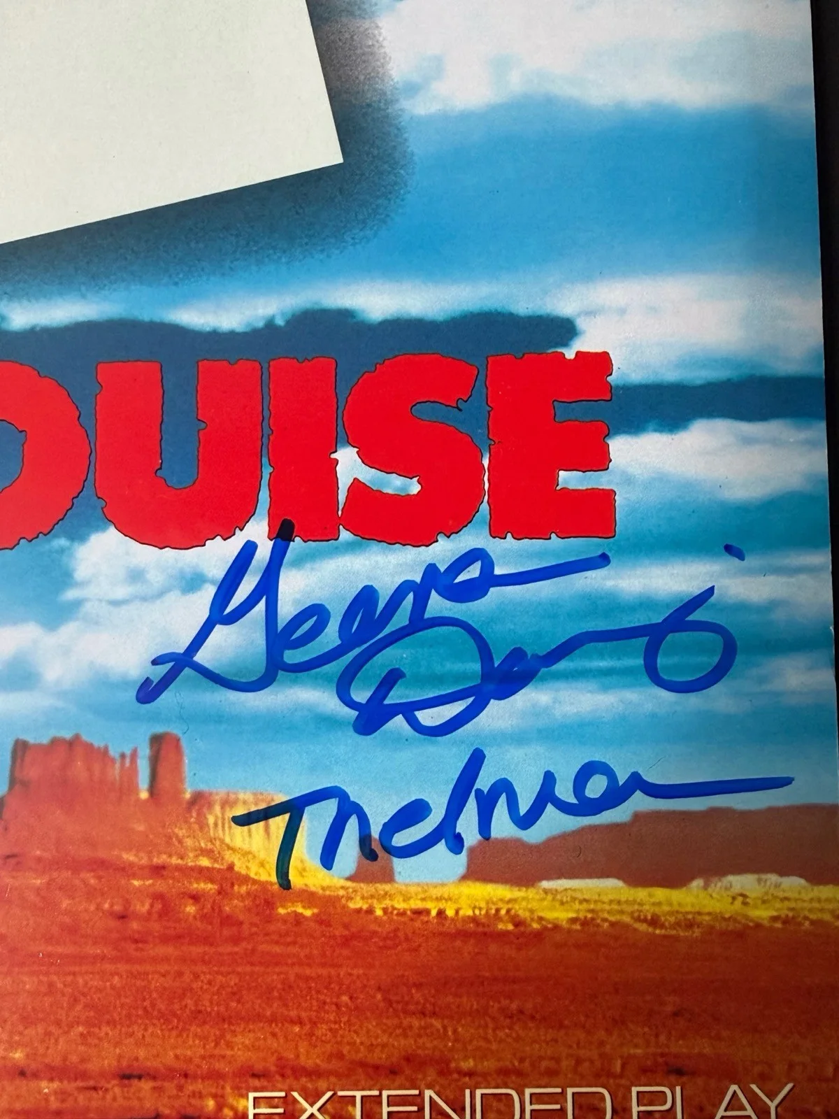 Susan Sarandon, Geena Davis — Susan Sarandon & Geena Davis Signed Thelma & Louise Laserdisc BAS Auto Autograph, изображение 3