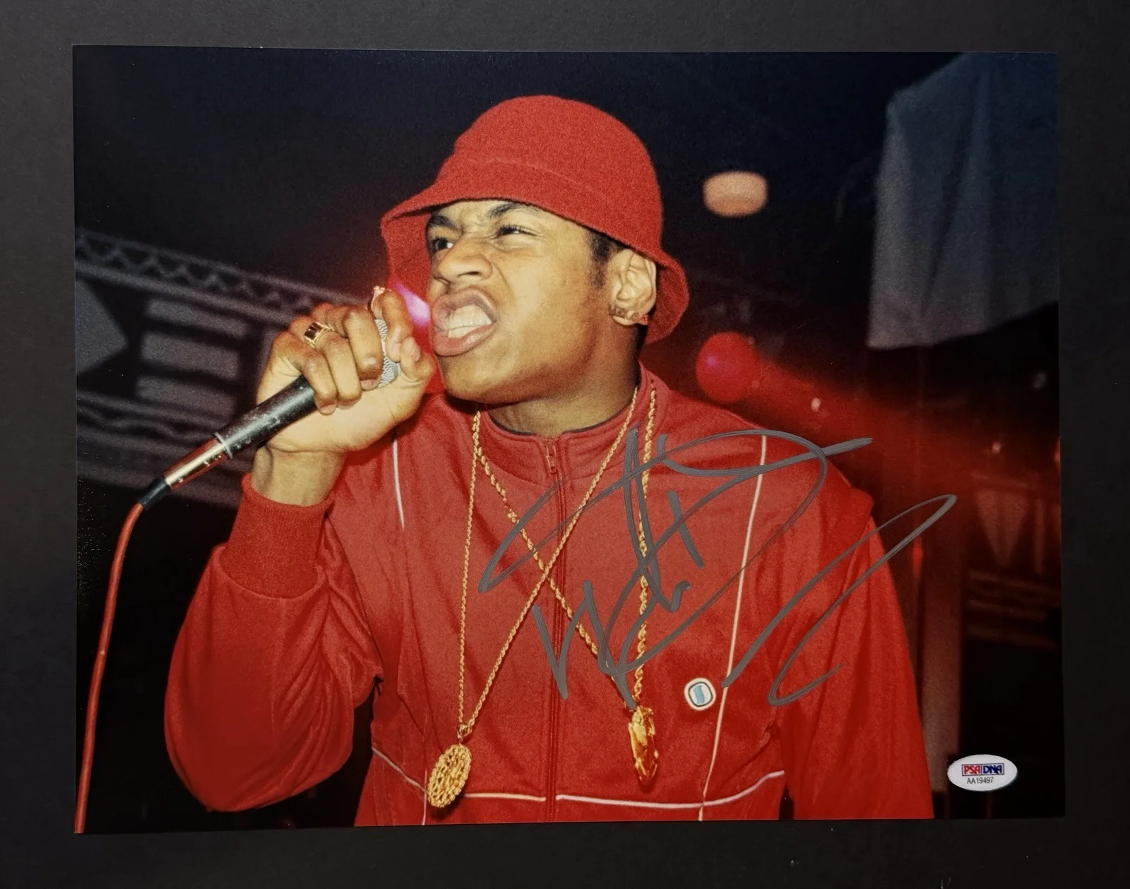 LL Cool J — LL Cool J Signed 11x14 Photo Auto PSA/DNA Certified Hip-Hop Rap Legend