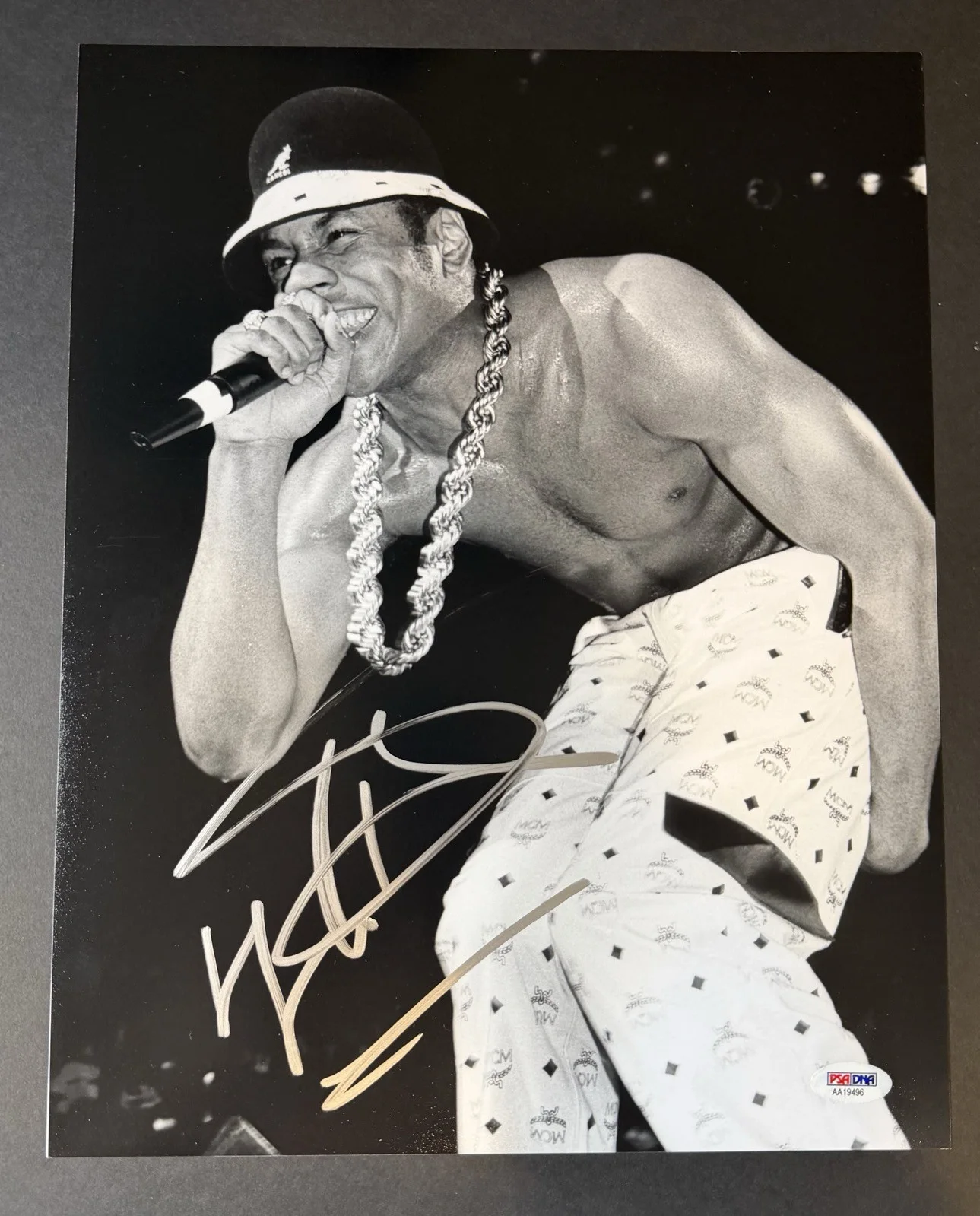 LL Cool J — LL Cool J Signed 11x14 Photo Auto PSA/DNA Certified Hip-Hop Rap Legend Rock Hall