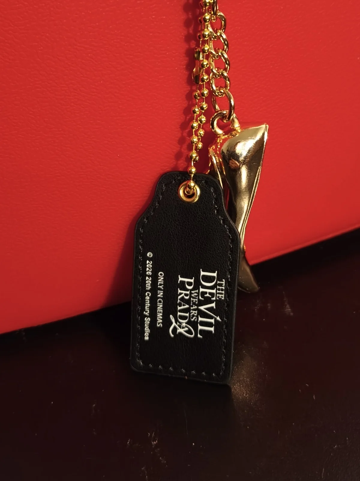 The Devil Wears Prada 2 Handbag Popcorn Bucket Bag Charm NEW SHIPS TODAY, изображение 2