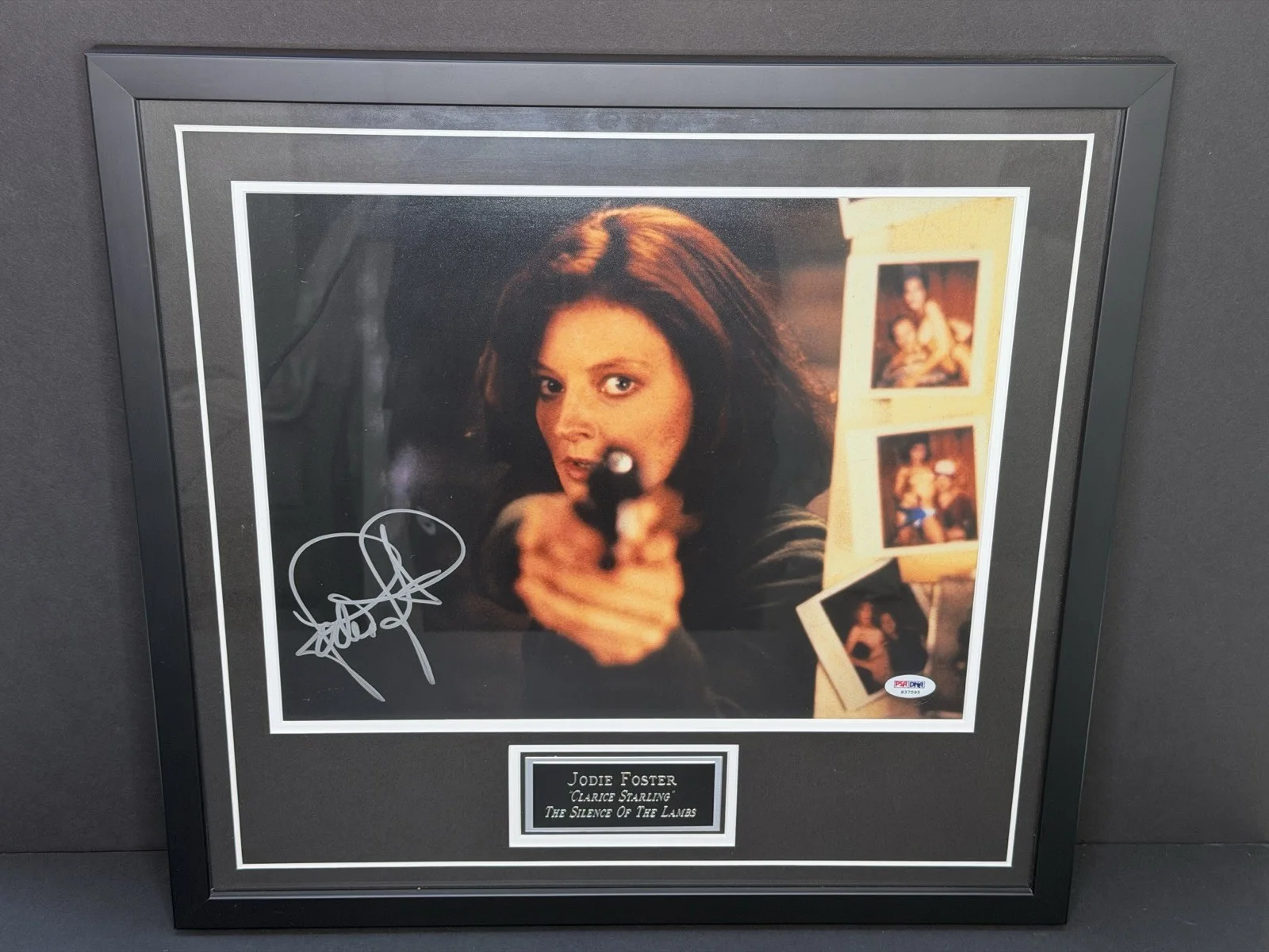 Jodie Foster — Jodie Foster Signed 11x14 Framed Photo Auto PSA/DNA Silence of the Lambs Rare