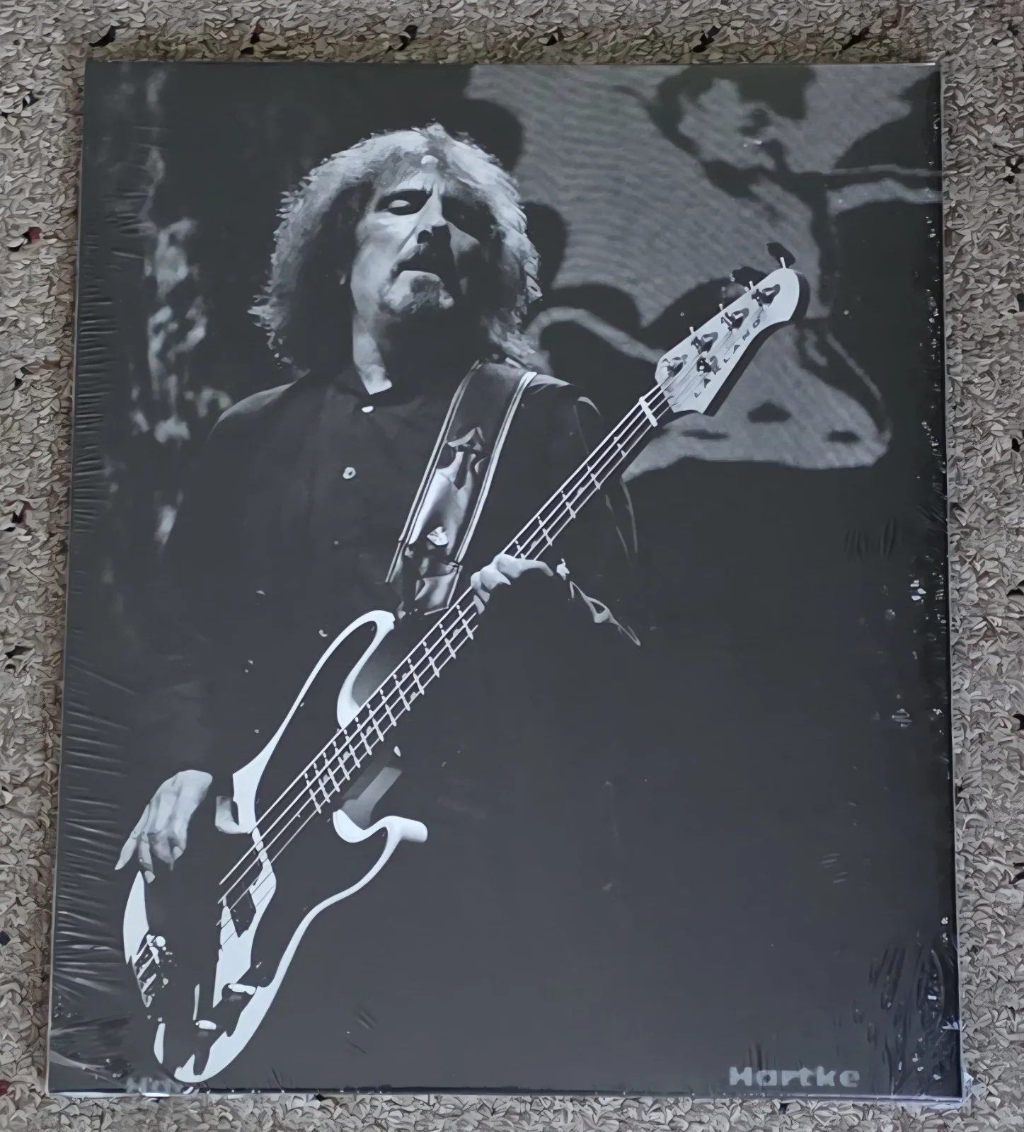 Geezer Butler Black Sabbath Hand Signed Numbered 8X10 Photo w/Slipcase L.E., изображение 5
