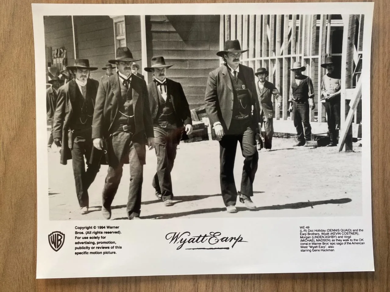 6 Original Wyatt Earp Press Film Still Photos 1994 & Press Book Kevin Costner, изображение 5