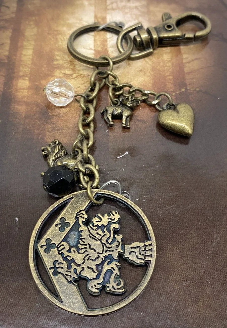 NEW MOON TWILIGHT SAGA BAG CLIP "A" WITH MYSTICAL CHARMS - MINT CARDED (001), image 4