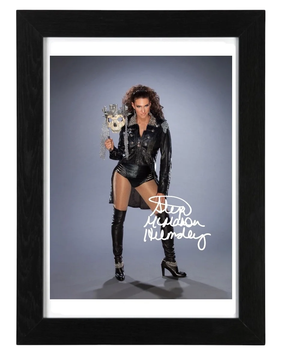 Stephanie McMahon Signed Autograph 6X4 PHOTO Pre Print Wrestling / WWE, изображение 2