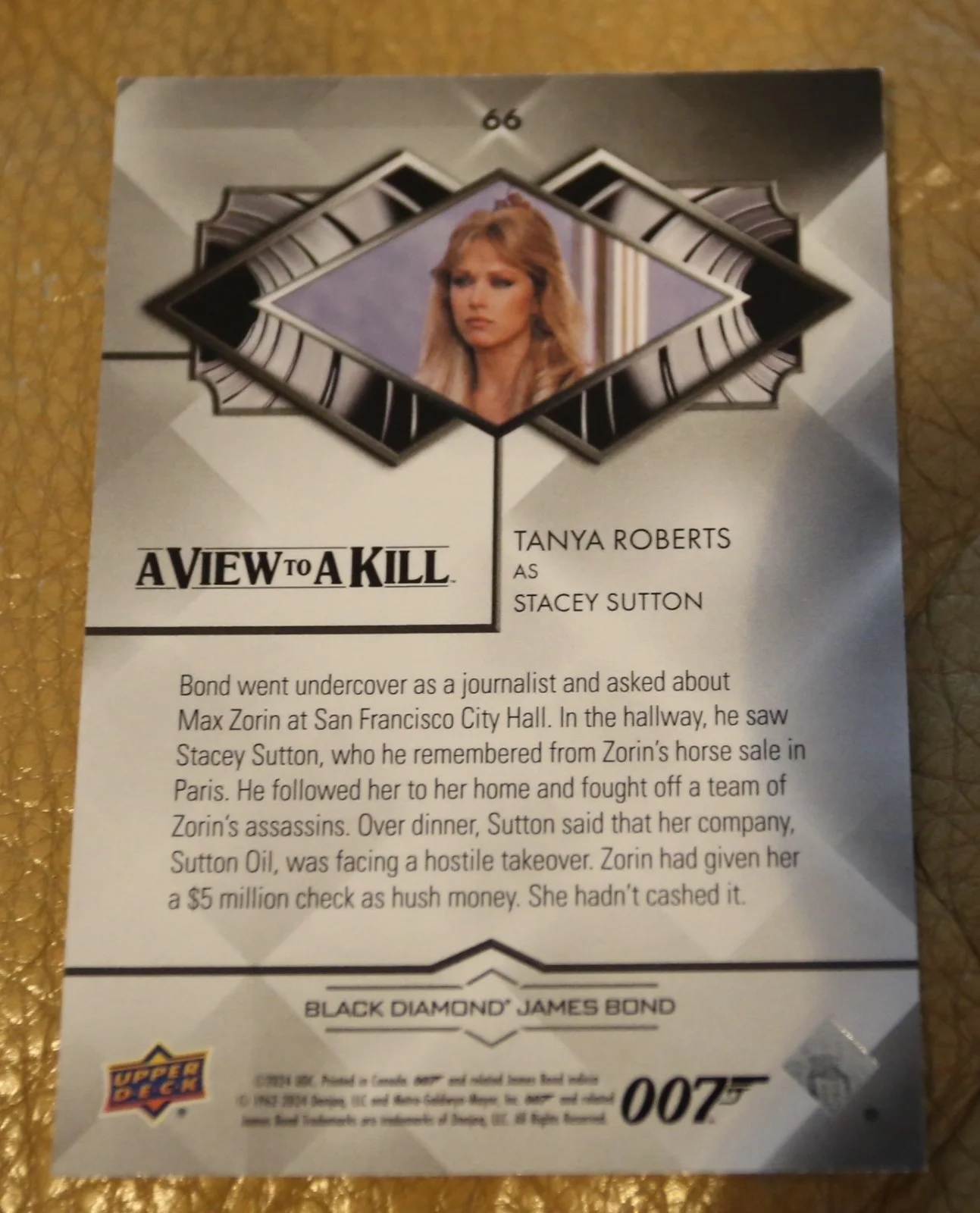 JAMES BOND NUMBER 161 of 199 TANYA ROBERTS AS STACEY BLACK DIAMOND TRADING CARD, изображение 2