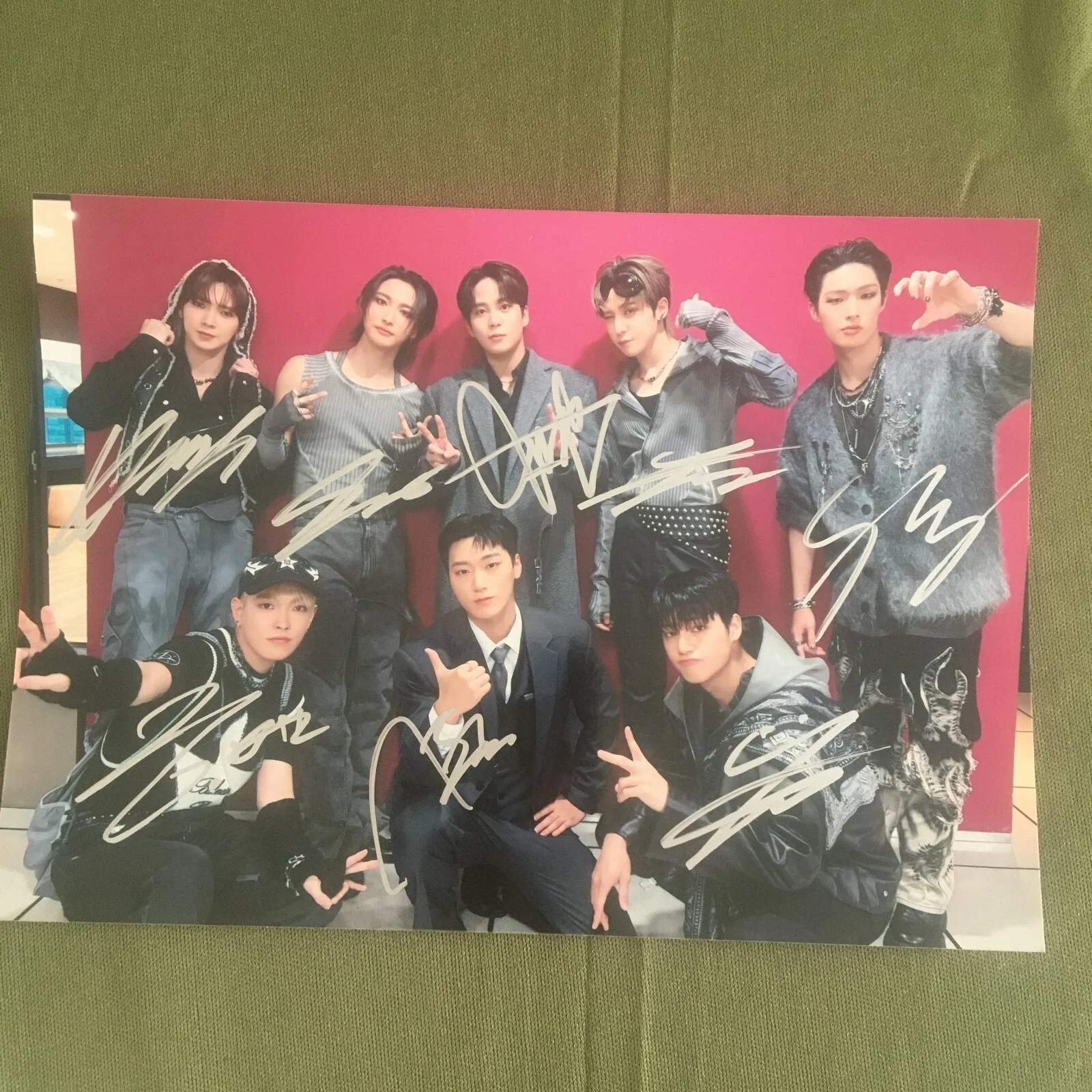 ATEEZ ateez Autographed Group Photo 5*7 K-POP Collection Gifts 2023A, изображение 3