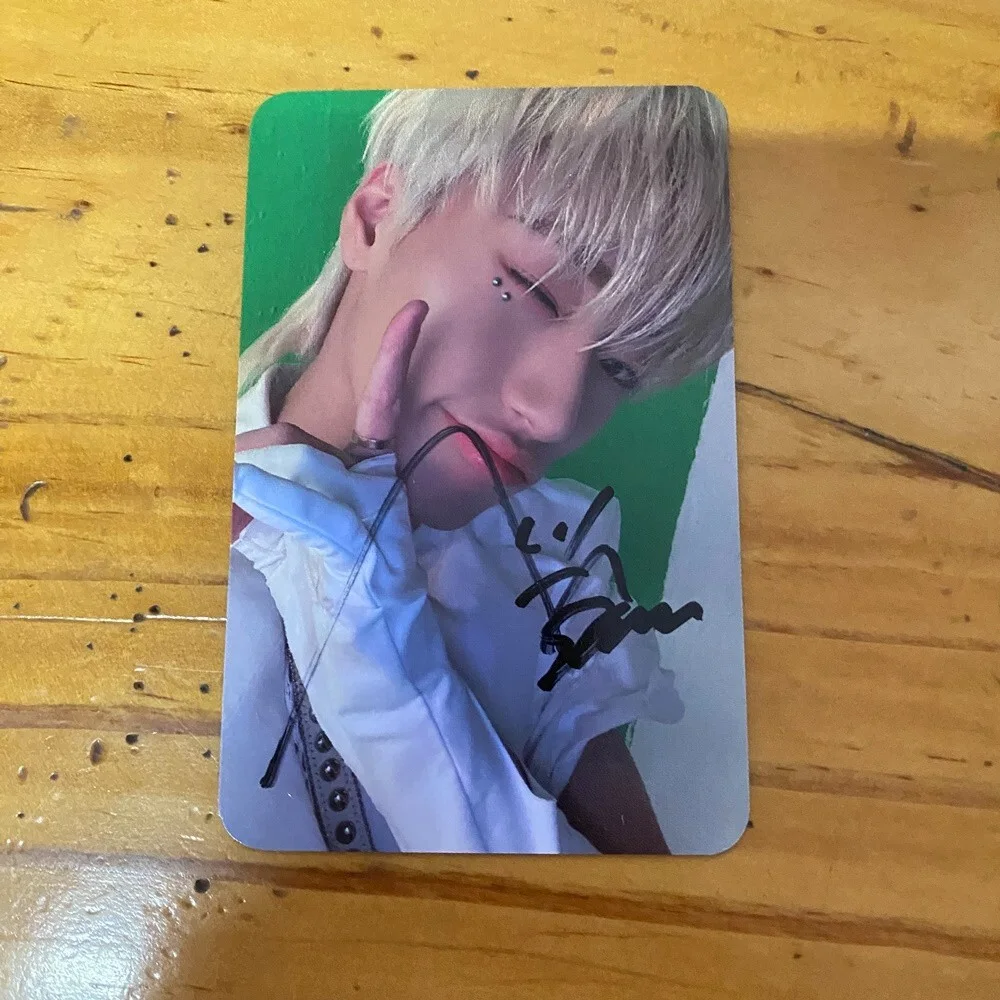 ATEEZ ateez SAN Autographed Signed Photo Card Official K-POP Collection 2024, изображение 4