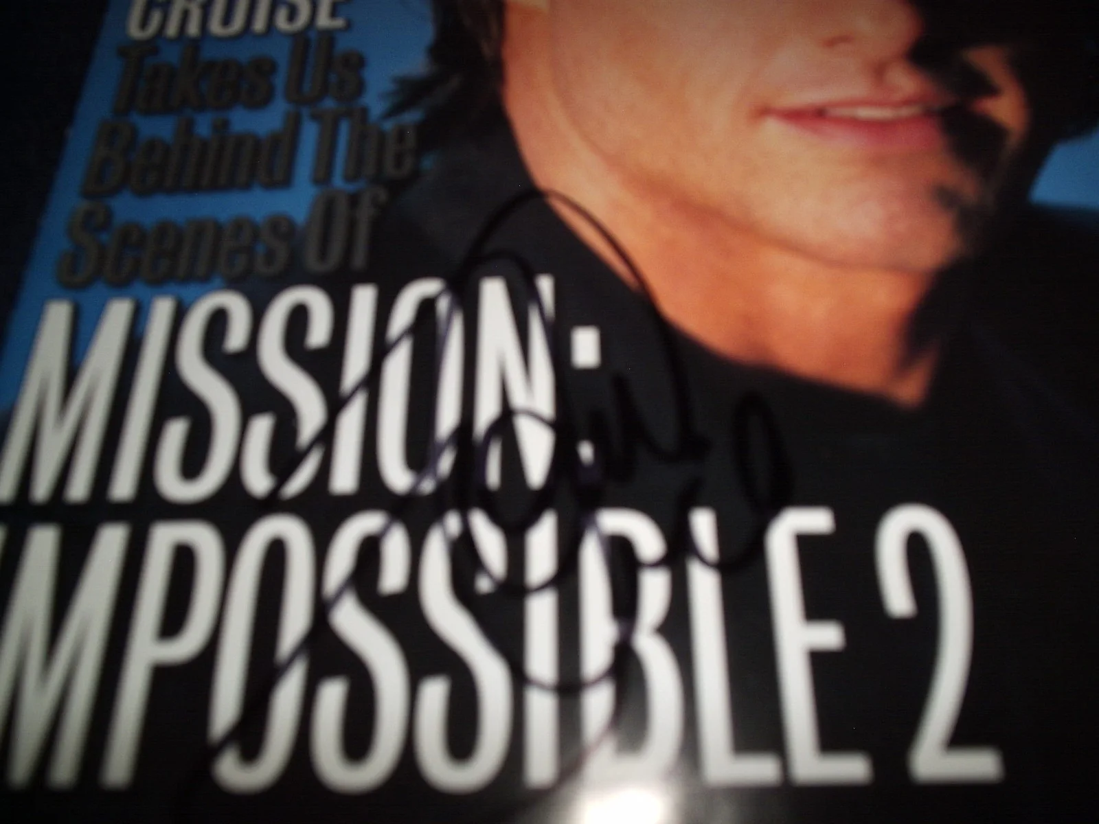 TOM CRUISE — TOM CRUISE SIGNED ENTERTAINMENT MAGAZINE COVER JUNE 2000 XRARE! M.I.2 PROOF JSA!, изображение 2
