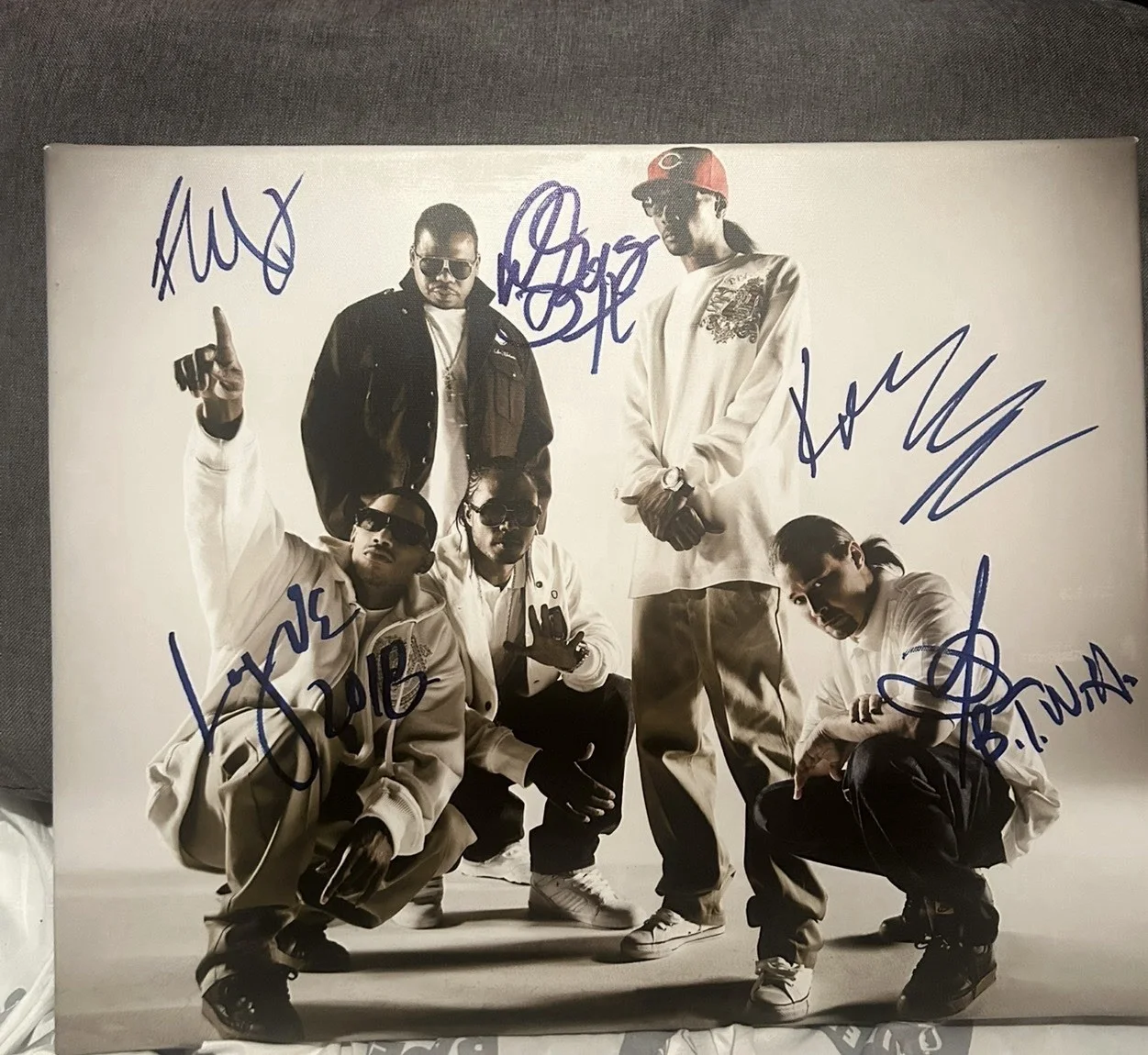 Bone Thugs N Harmony Signed 16x20 Canvas JSA All 5 Rare, image 2