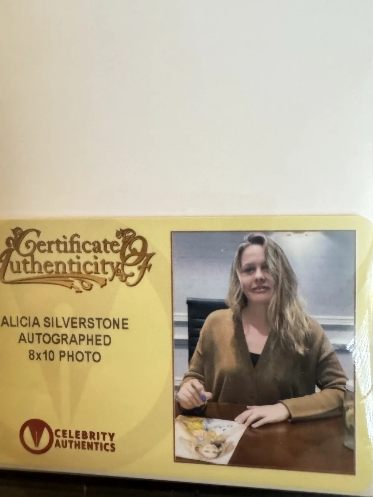 Alicia Silverstone — Alicia Silverstone Signed 8x10 Photo Autograph Clueless Actress Studio Portrait, изображение 2