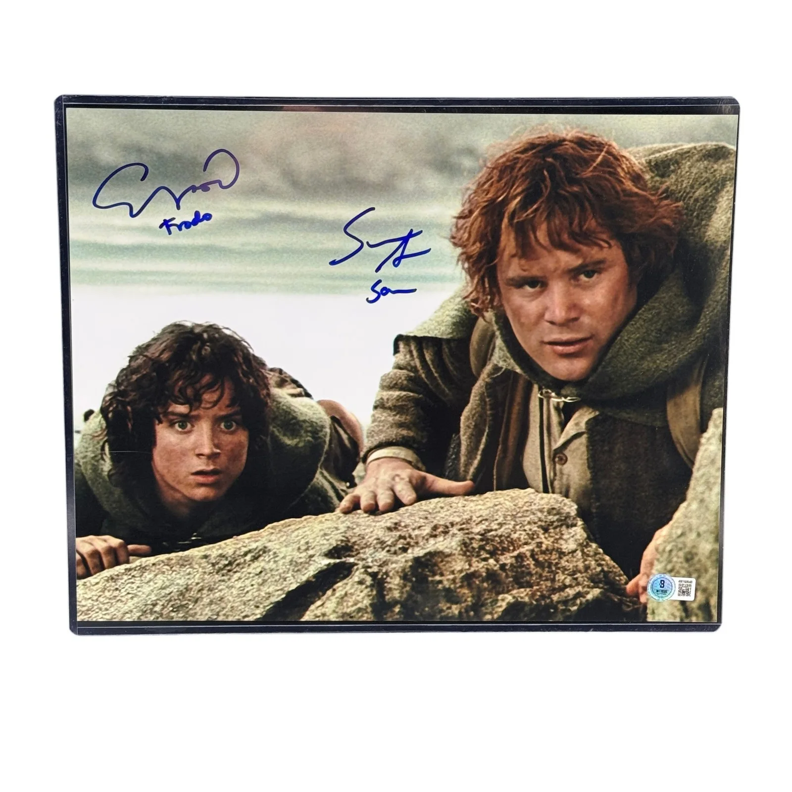 Elijah Wood & Sean Astin — Elijah Wood & Sean Astin Signed Lord of the Rings 11x14 Photo Beckett Autograph