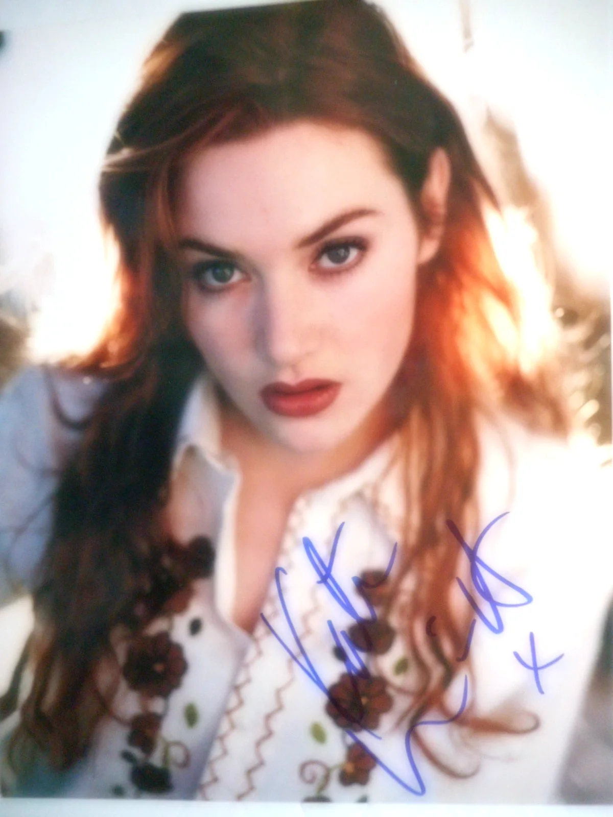 Kate Winslet — Kate Winslet signed TITANIC Rose Pretty young 8x10 Photo W/COA & Holo, изображение 4