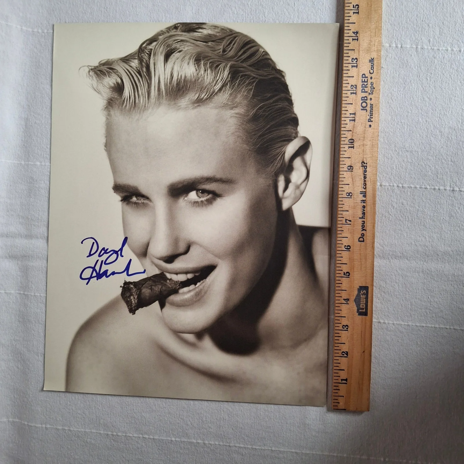 Daryl Hannah — DARYL HANNAH Autograph Signed Oversized Sepia Book Photo By HERB RITTS w/ COA, изображение 4