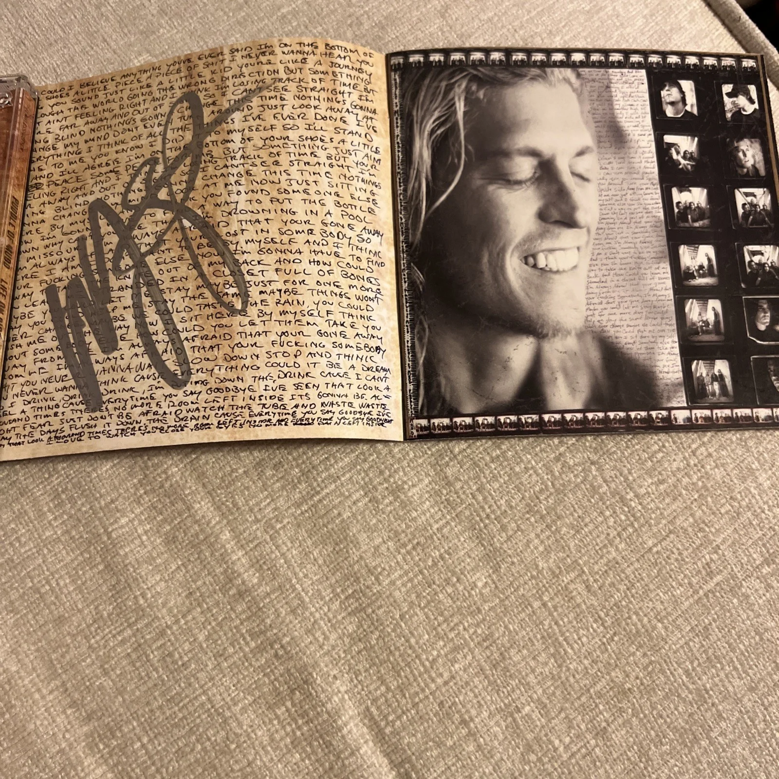 "Puddle of Mudd" Life on Display Signed CD Insert - See pictures for locations, image 3