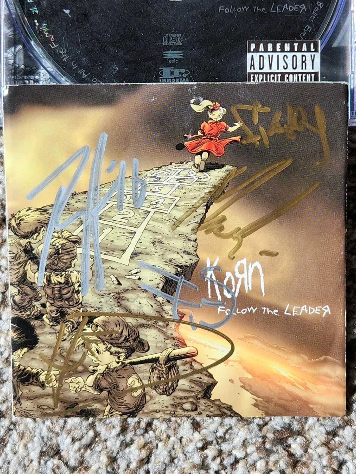 Signed Korn CD Follow The Leader Full Band Autographed Album Nu Metal Legends, изображение 3