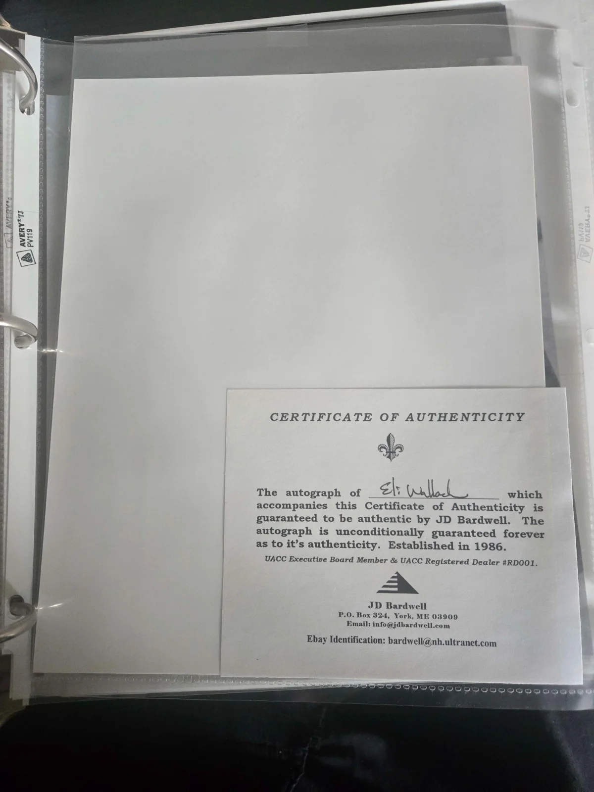 Eli Wallach — Eli Wallach Signed B&W 8x10 Photo with Certificate of Authenticity, изображение 2