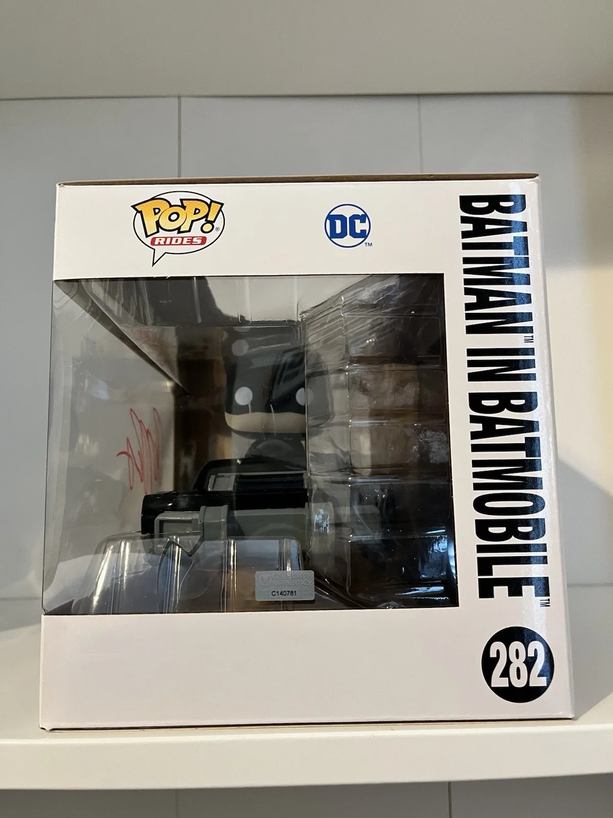 Robert Pattinson — Robert Pattinson Signed DC Batman In Batmobile Funko Pop #282 Celebrity COA, изображение 4