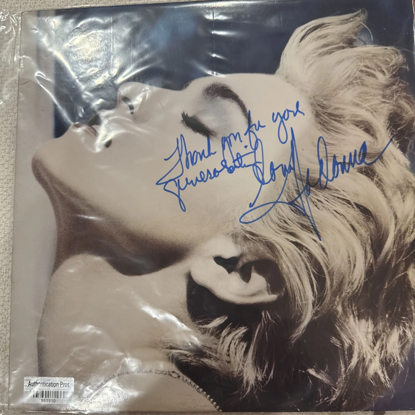 MADONNA SIGNED VINYL ALBUM TRUE BLUE AUTHENTICATED RARE, image 5