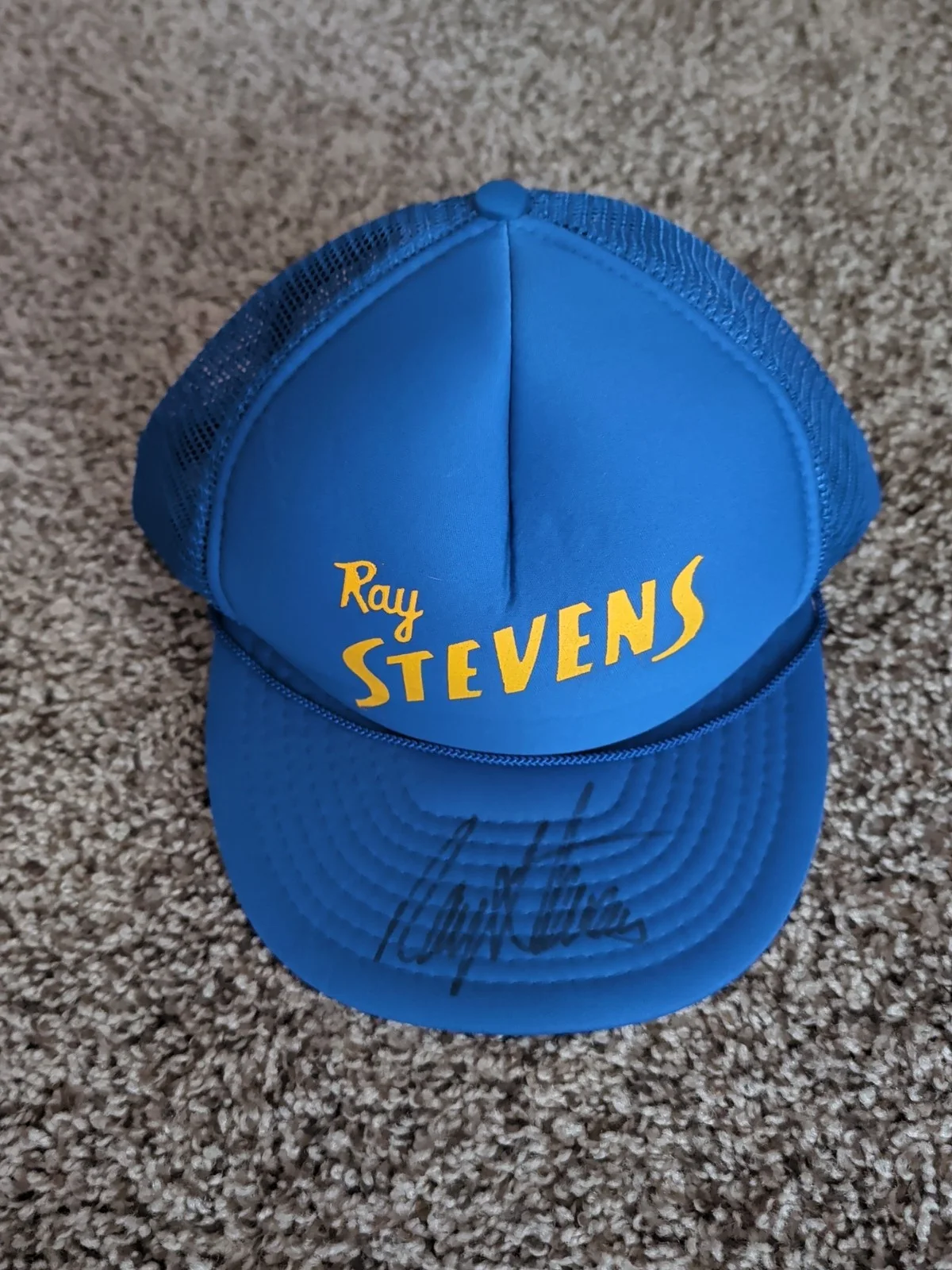 Ray Steven's Autograph Items 70s Style Cap And Scarf With Ray Steven's Autograph, изображение 2