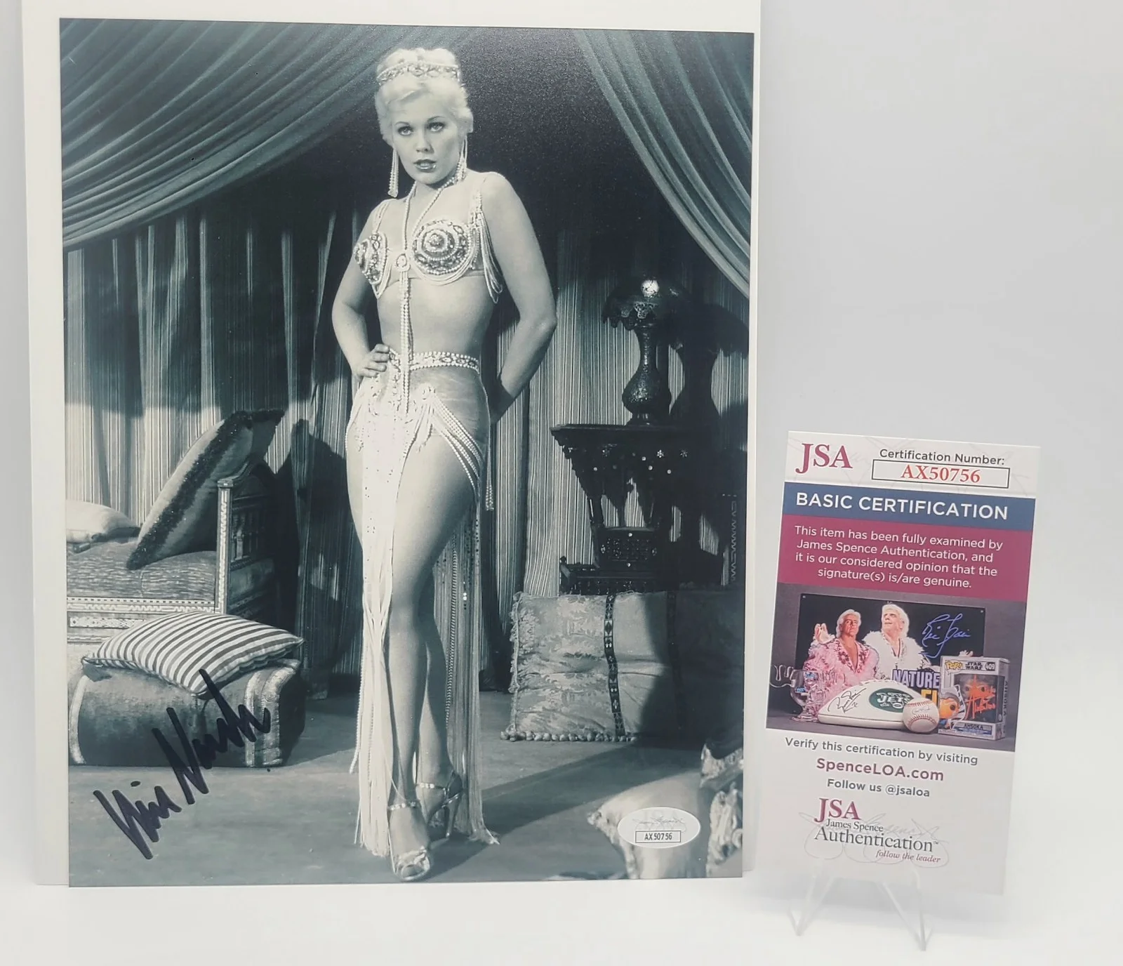Kim Novak — Kim Novak Signed 8x10 Photo JSA COA Hollywood Legend Actress Autograph, image 5