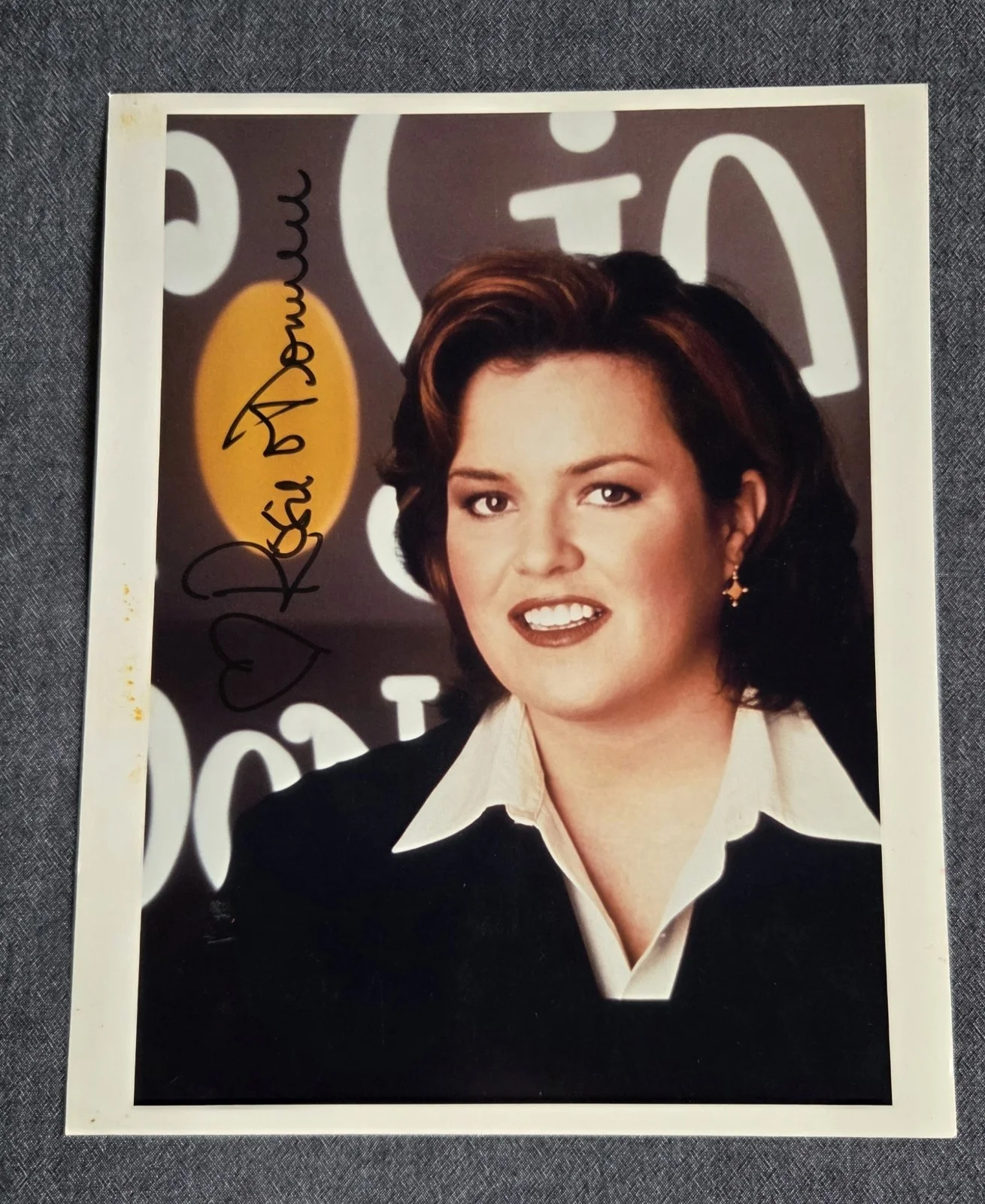 Rosie O'Donnell Boldly Signed 8x10 Glossy Color Publicity Photo, изображение 2