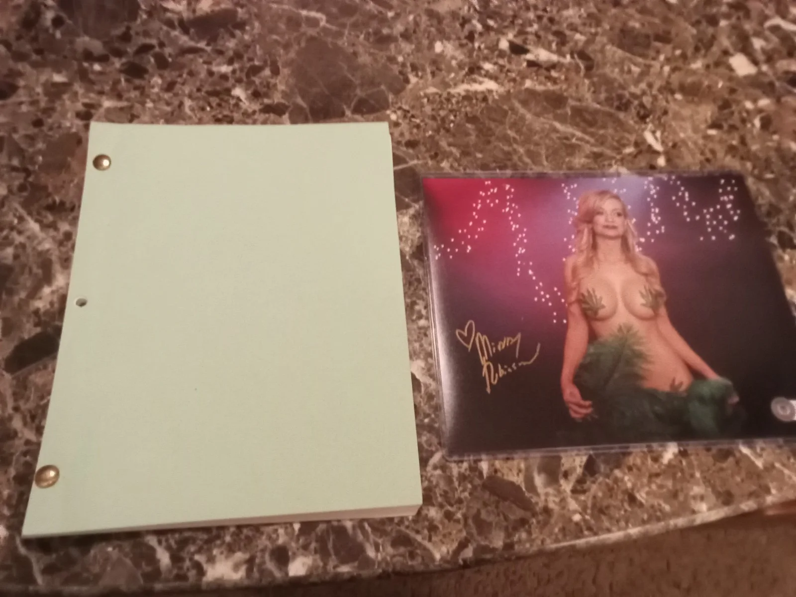 Evil Bong 6 Cast Signed Script+ Mindy Robinson AUTOGRAPHED PHOTO, image 2