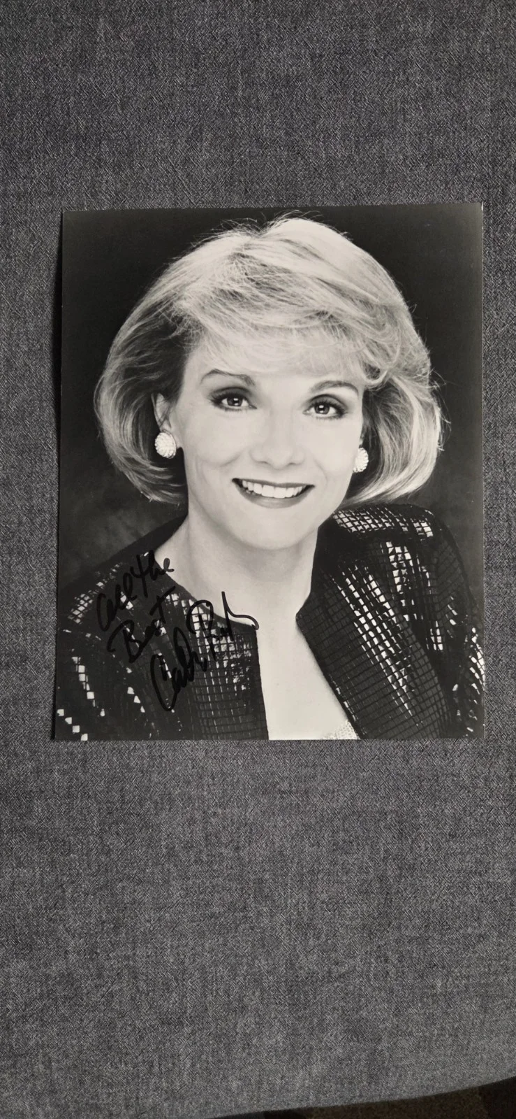 Cathy Rigby — Cathy Rigby Signed 8x10 B&W Glossy Photos (Lot of 2) & 2-Page Biography, изображение 2