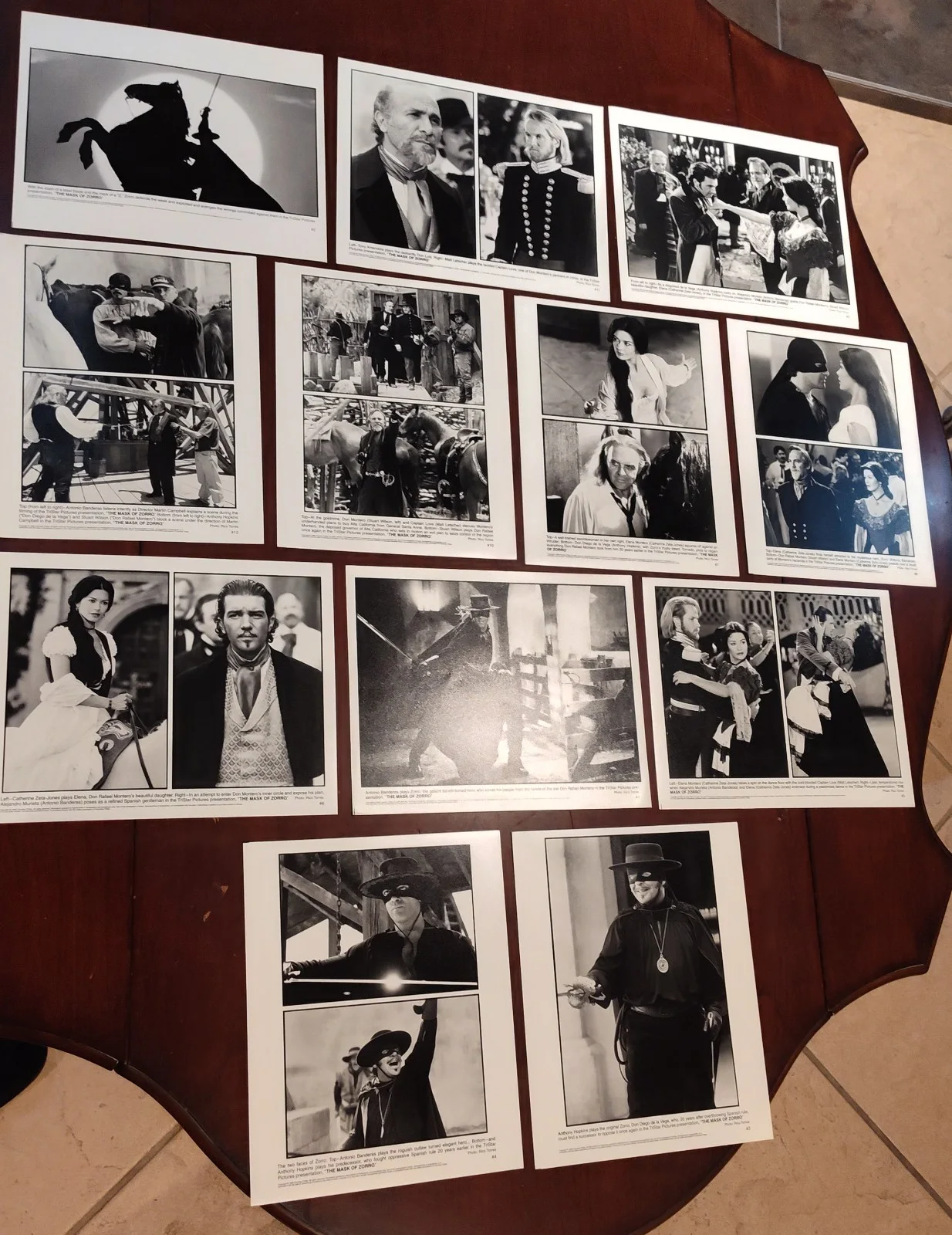 Mask of Zorro with Antonio Banderas and Catherine Zeta-Jones 8x10 photos, изображение 3