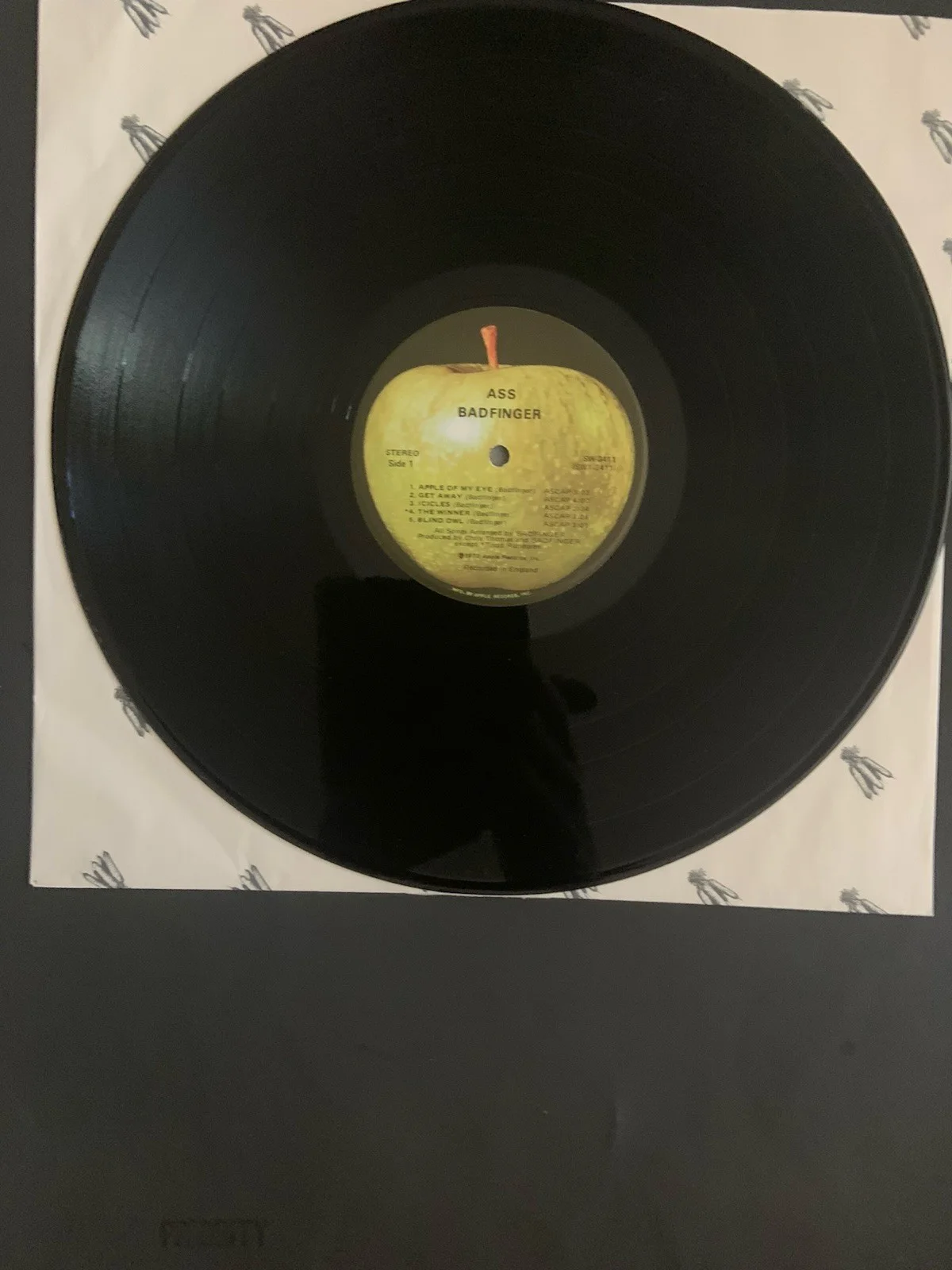 Badfinger Signed Album, image 4