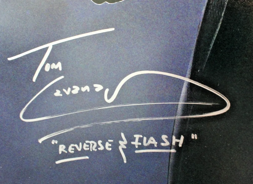 Tom Cavanagh — Tom Cavanagh Signed 20x30 Reverse Flash Photo “Reverse Flash” Beckett BT27514, image 2