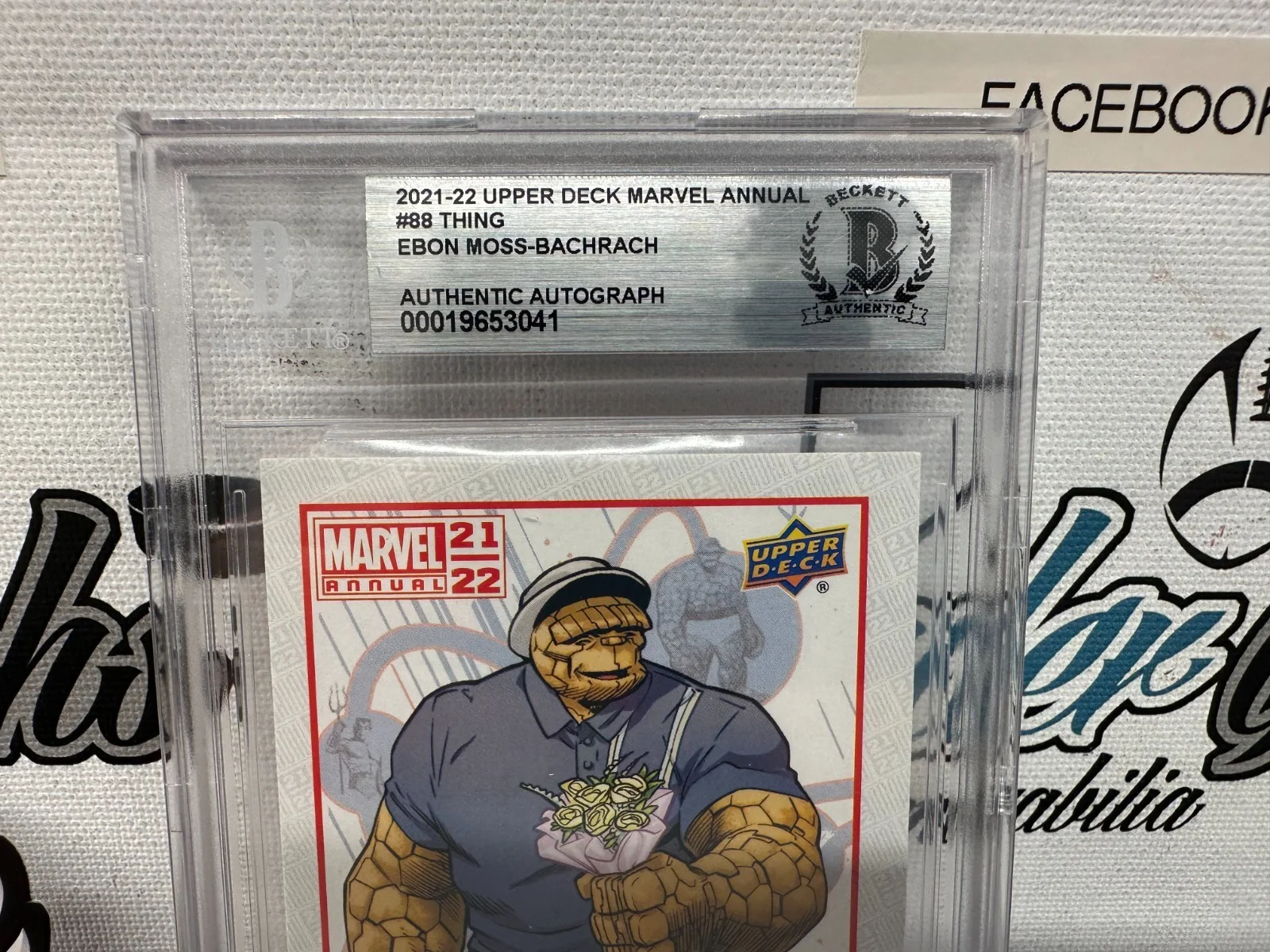 2021-2022 2021-22 FANTASTIC FOUR 4 BEN GRIMM AVENGERS SECRET WARS — EBON MOSS BACHRACH SIGNED AUTOGRAPHED 2021 MARVEL ANNUAL CARD BECKETT BAS THING, image 4